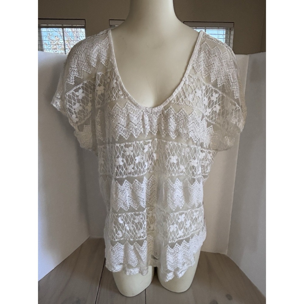 Torrid Lace White Blouse Sheer Womens 1X (14-16)‎ Coquette Boho Feminine EUC